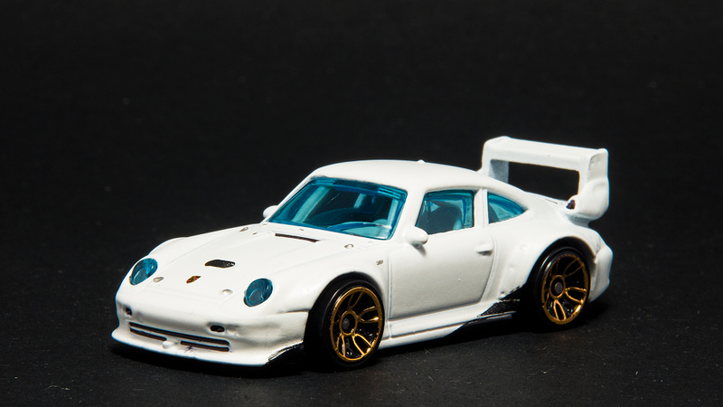 Illustration for article titled Teutonic Tuesday - Porsche 993 GT2